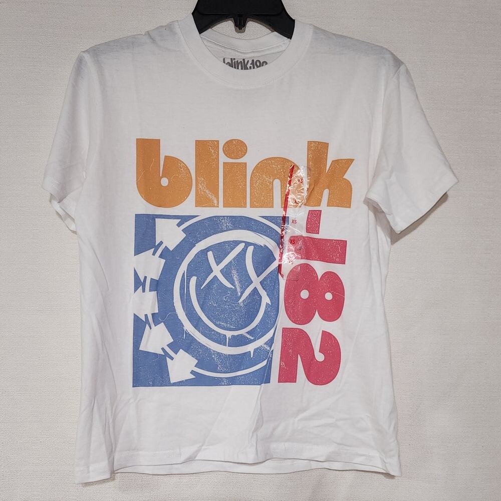 Blink 182 smiley face women's XS shirt-faded